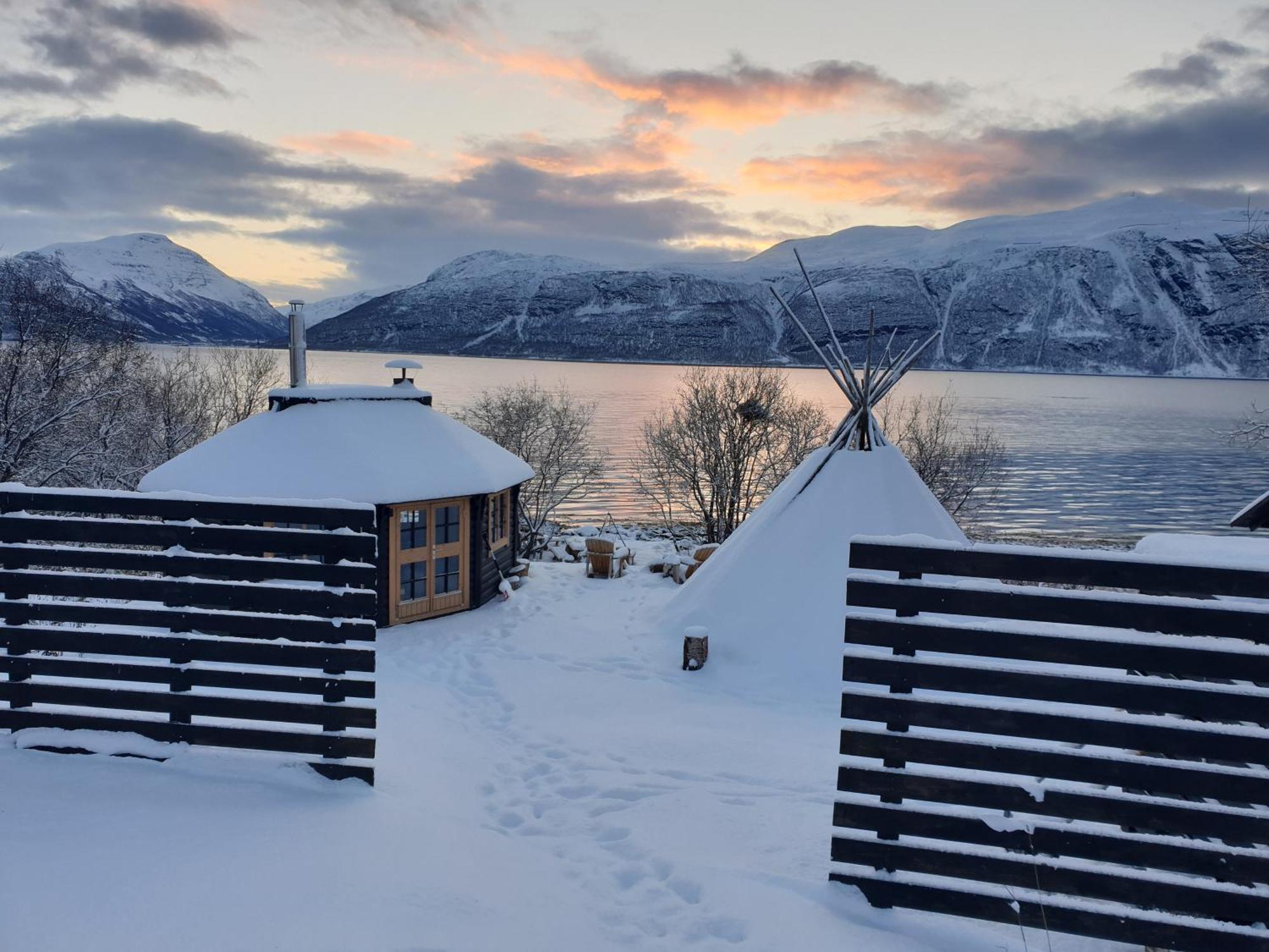 Olderdalen Ski Camp ภายนอก รูปภาพ