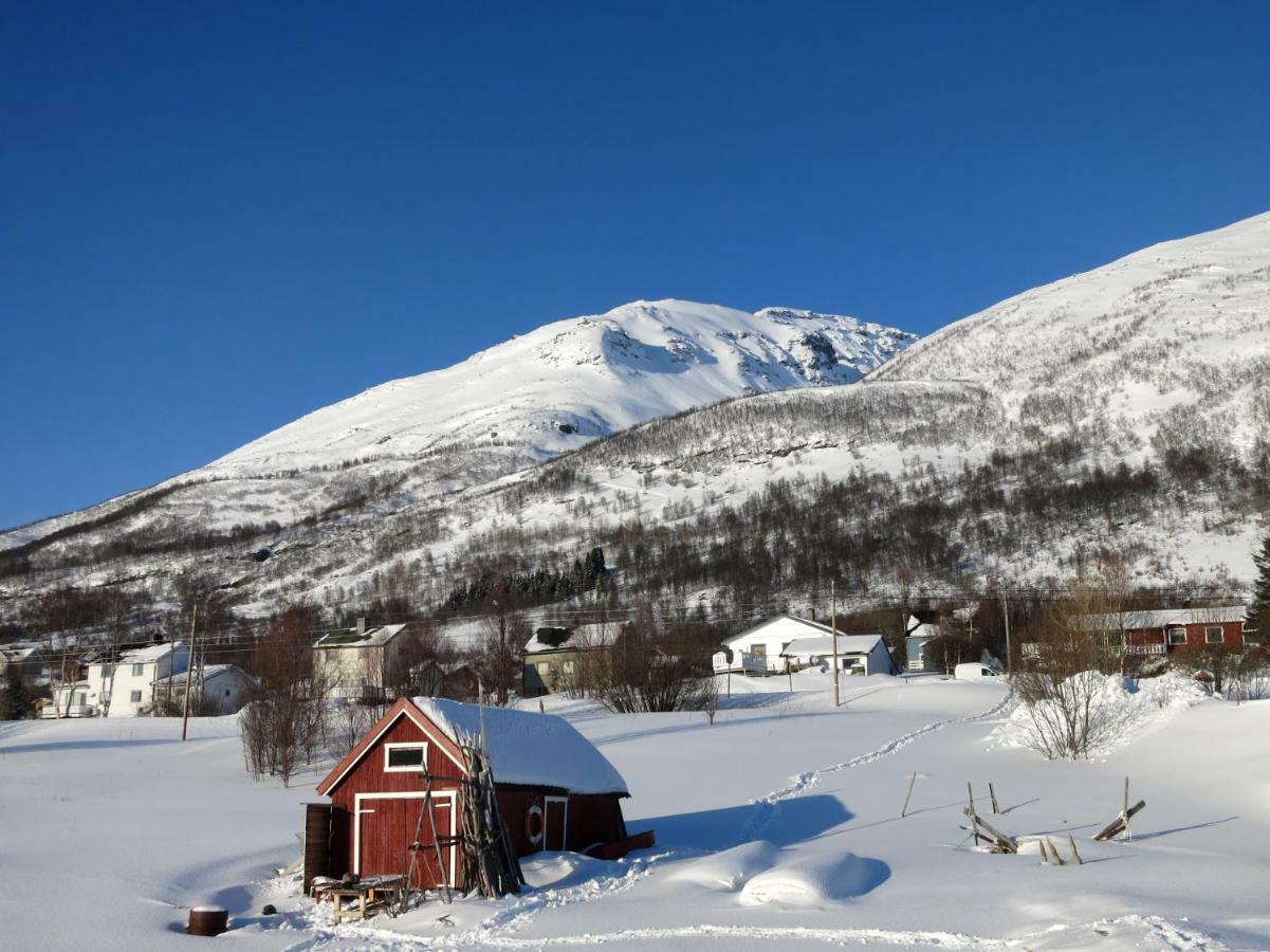 Olderdalen Ski Camp ภายนอก รูปภาพ